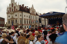 [VIDEO, FOTO] Kolejne dni największego święta polonijnego na świecie