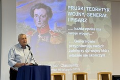 Płk rez. dr inż. Wiesław Lewicki,