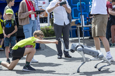 XVII edycja Rzeszowskiego Pikniku Nauki i Techniki – MOC Odkrywców,
