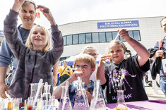 XVII edycja Rzeszowskiego Pikniku Nauki i Techniki – MOC Odkrywców,